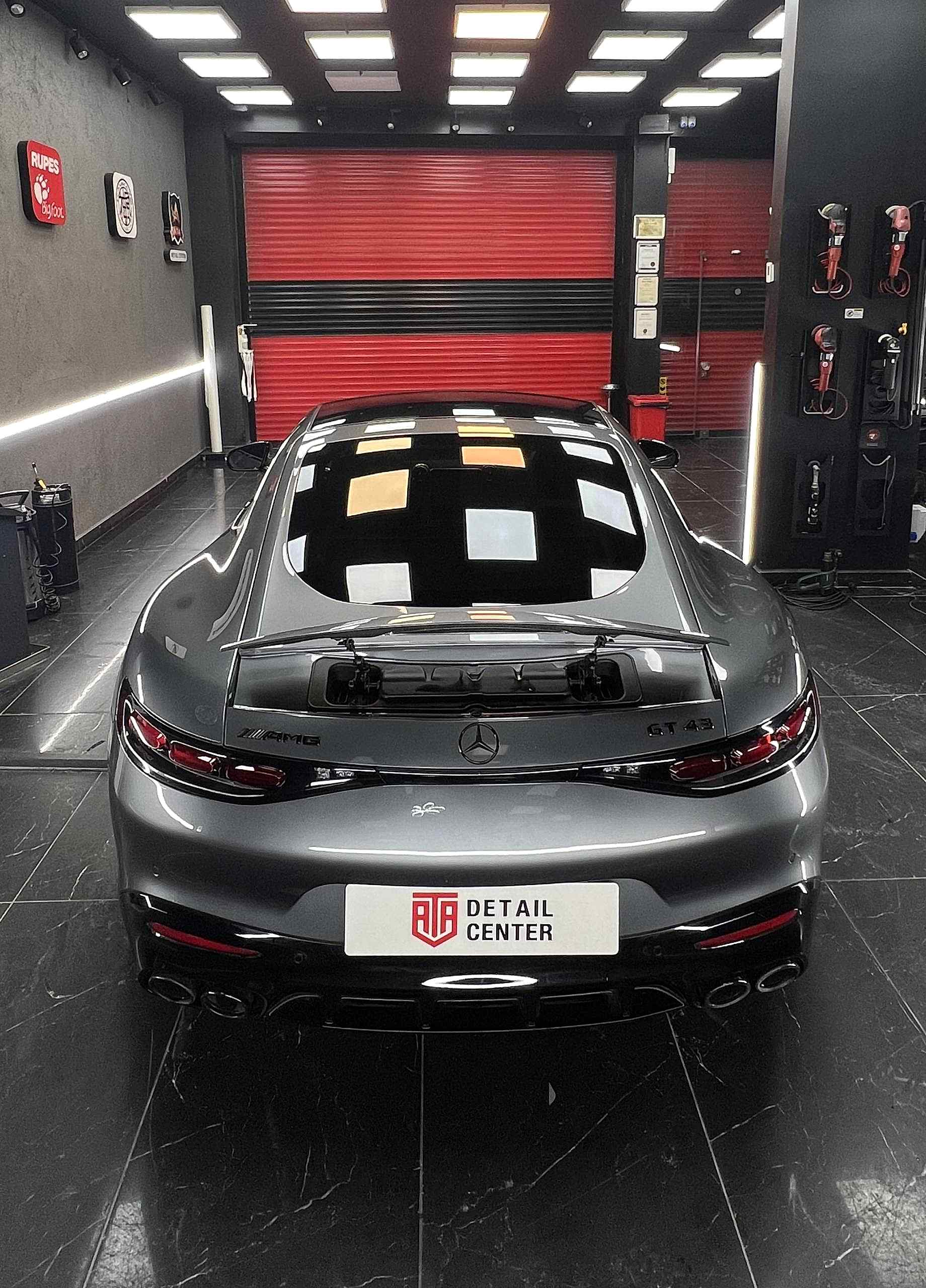 MERCEDES AmG gt43